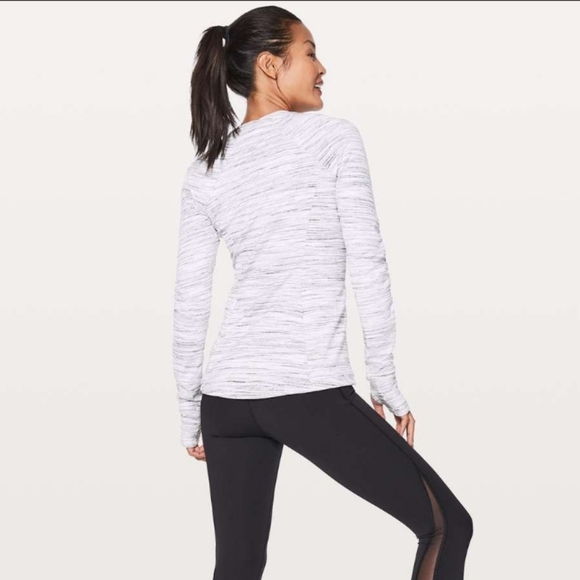 Lululemon runderful long sleeve - Picture 2 of 7